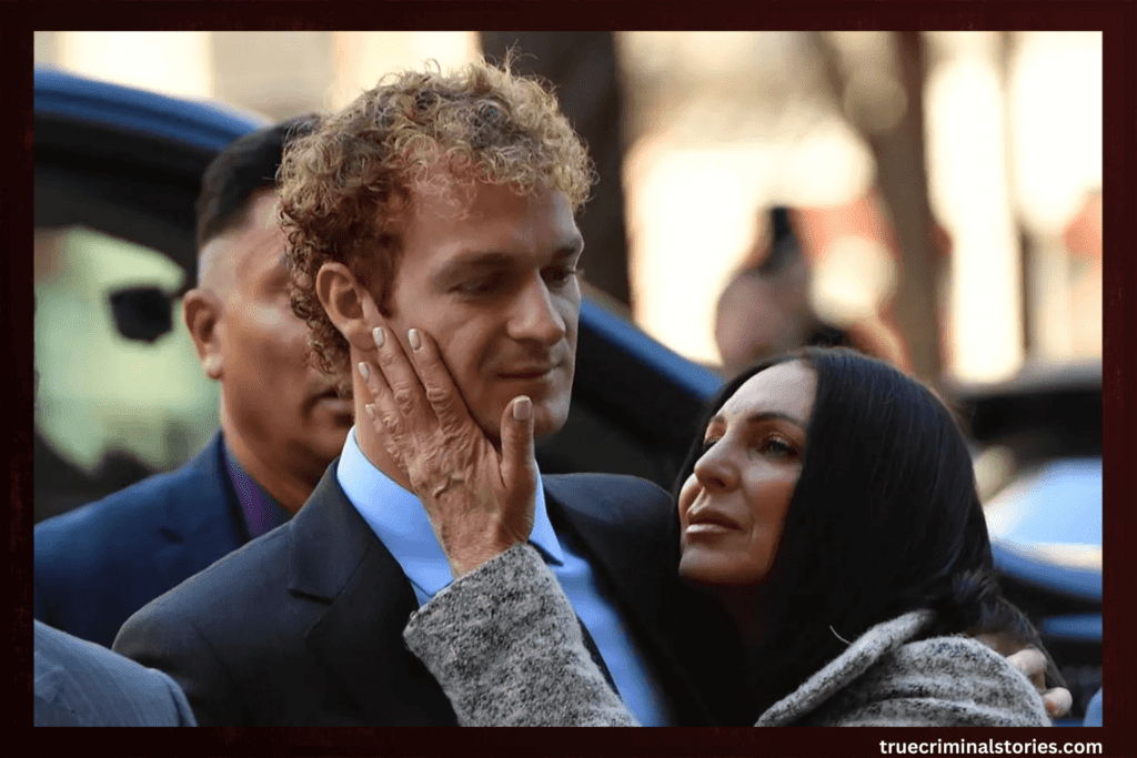 Daniel Penny arrives at Manhattan Supreme Court with his mother, Gina Maria Flaim-Penny